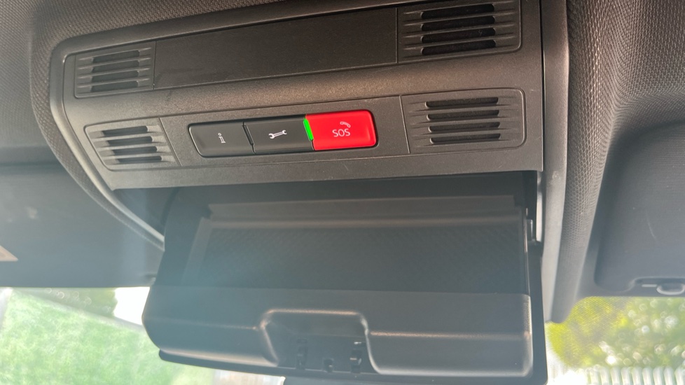 Volkswagen Taigo 1.0 TSI 110 R-Line 5dr DSG Petrol Hatchback - Image 37