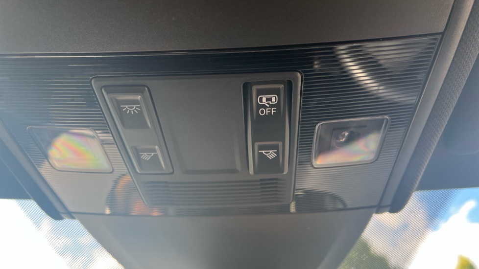Volkswagen Taigo 1.0 TSI 110 R-Line 5dr DSG Petrol Hatchback - Image 38