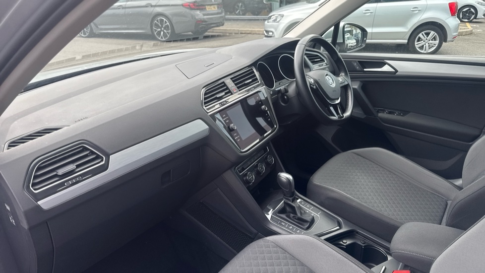 Volkswagen Tiguan 1.5 TSi EVO 150 Match 5dr DSG Petrol Estate - Image 2