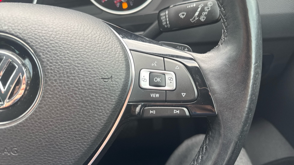 Volkswagen Tiguan 1.5 TSi EVO 150 Match 5dr DSG Petrol Estate - Image 18