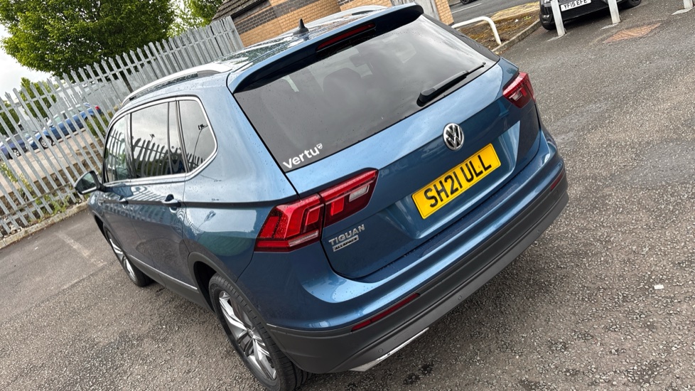Volkswagen Tiguan Allspace 1.5 TSI EVO Match 5dr Petrol Estate - Image 27