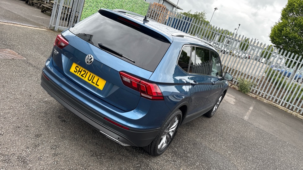 Volkswagen Tiguan Allspace 1.5 TSI EVO Match 5dr Petrol Estate - Image 30