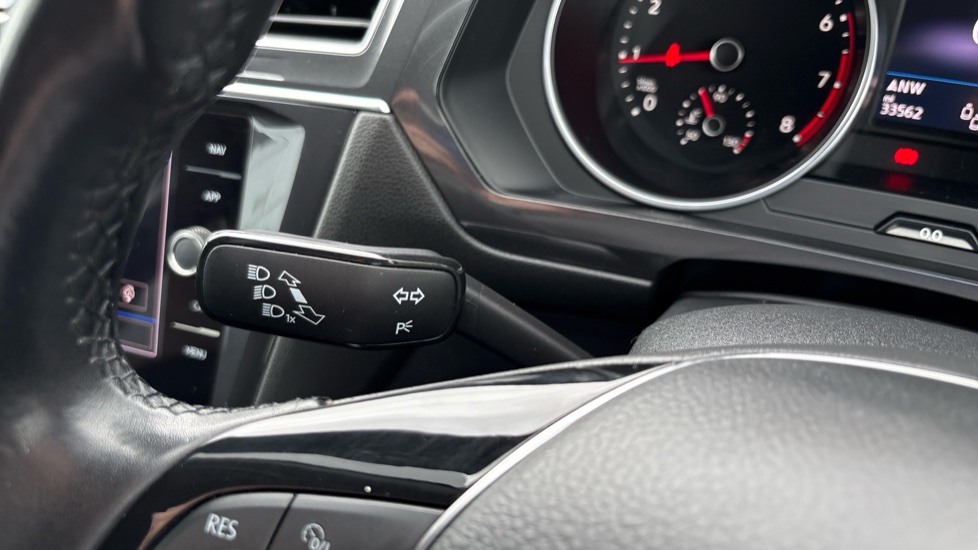 Volkswagen Tiguan Allspace 1.5 TSI EVO Match 5dr Petrol Estate - Image 43