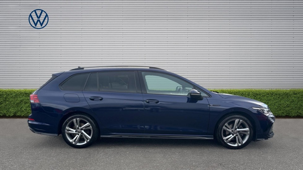 Volkswagen Golf 1.5 eTSI 150 R-Line 5dr DSG Petrol Estate - Image 4