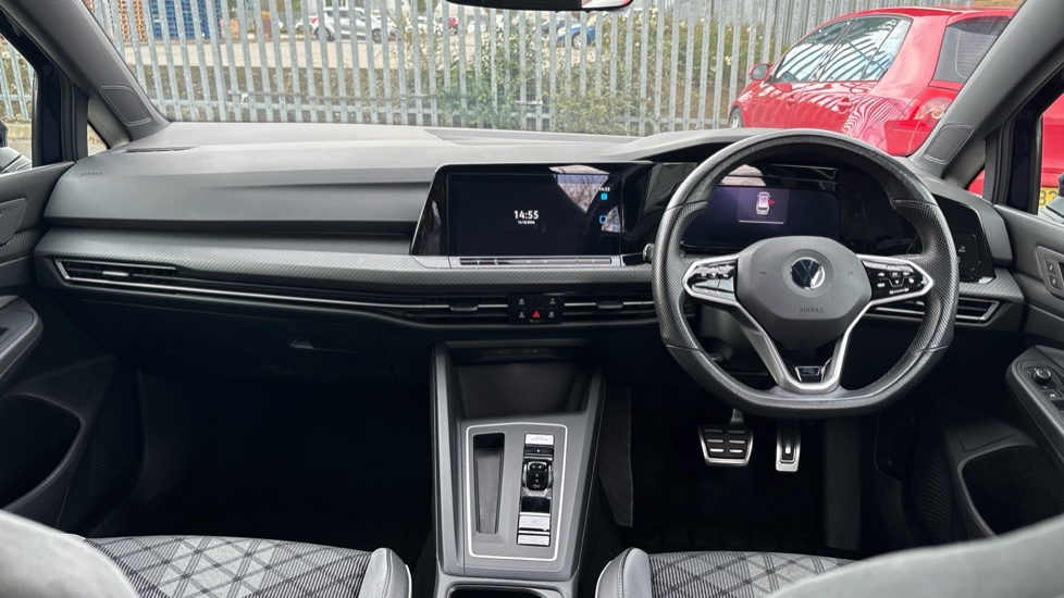 Volkswagen Golf 1.5 eTSI 150 R-Line 5dr DSG Petrol Estate - Image 9