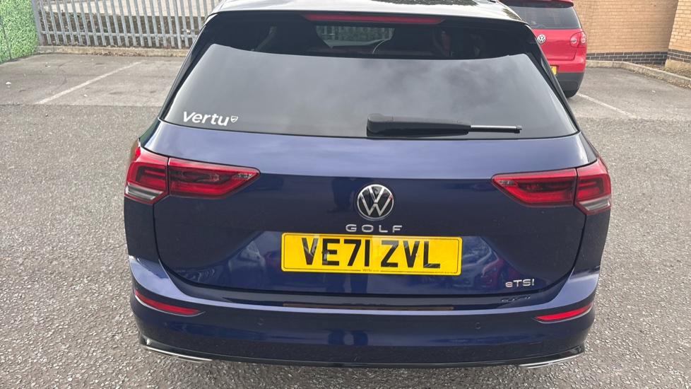 Volkswagen Golf 1.5 eTSI 150 R-Line 5dr DSG Petrol Estate - Image 23