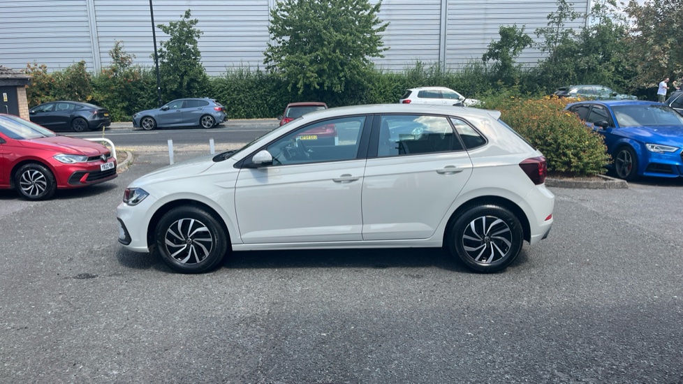 Volkswagen Polo 1.0 TSI Life 5dr Petrol Hatchback - Image 25