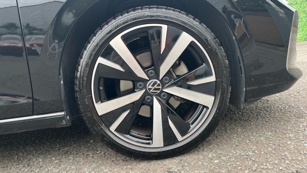 Volkswagen Golf 1.5 TSI Match 5dr Petrol Hatchback - Image 5