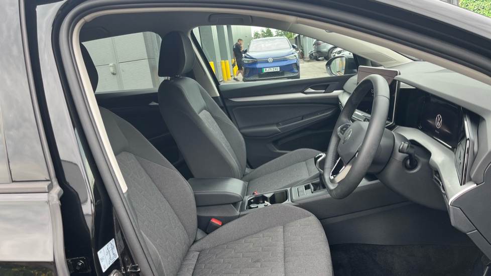Volkswagen Golf 1.5 TSI Match 5dr Petrol Hatchback - Image 15