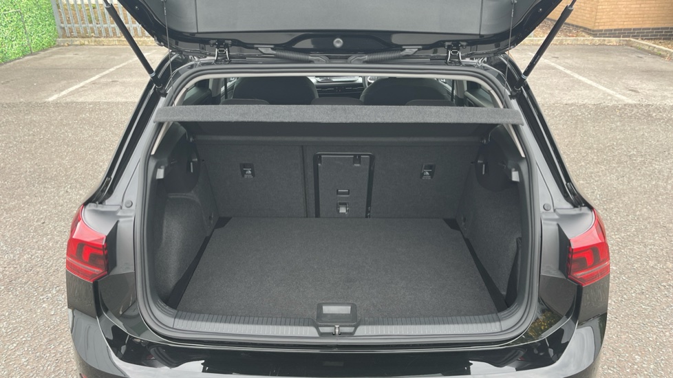 Volkswagen Golf 1.5 TSI Match 5dr Petrol Hatchback - Image 20