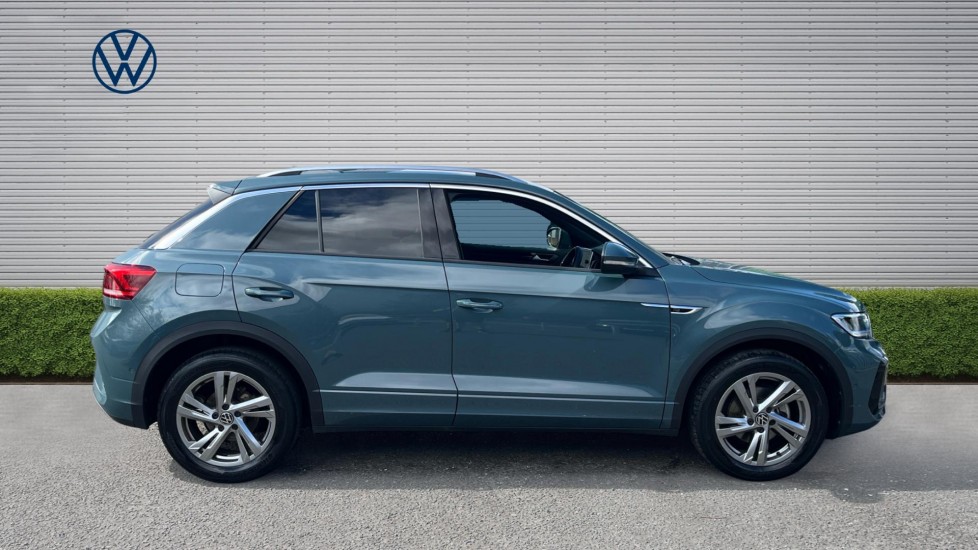 Volkswagen T-Roc 1.5 TSI R-Line 5dr DSG Petrol Hatchback - Image 4