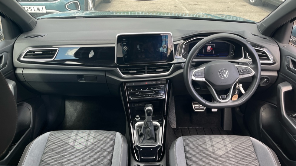 Volkswagen T-Roc 1.5 TSI R-Line 5dr DSG Petrol Hatchback - Image 9