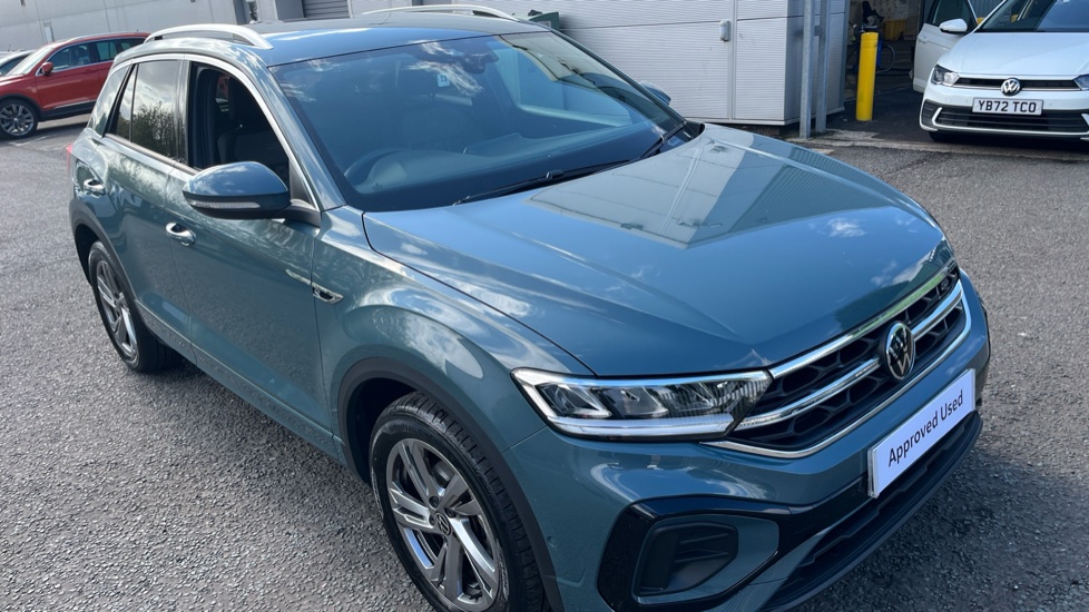 Volkswagen T-Roc 1.5 TSI R-Line 5dr DSG Petrol Hatchback - Image 21
