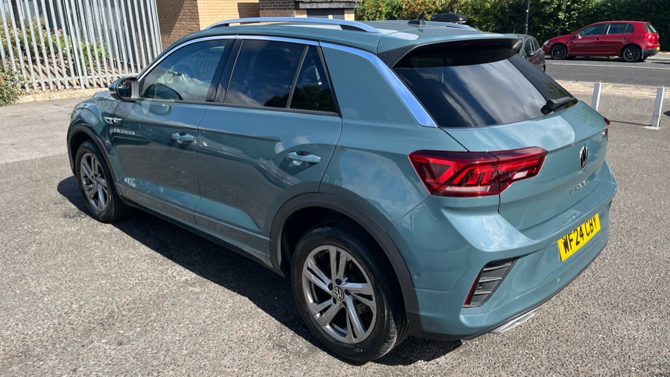 Volkswagen T-Roc 1.5 TSI R-Line 5dr DSG Petrol Hatchback - Image 27