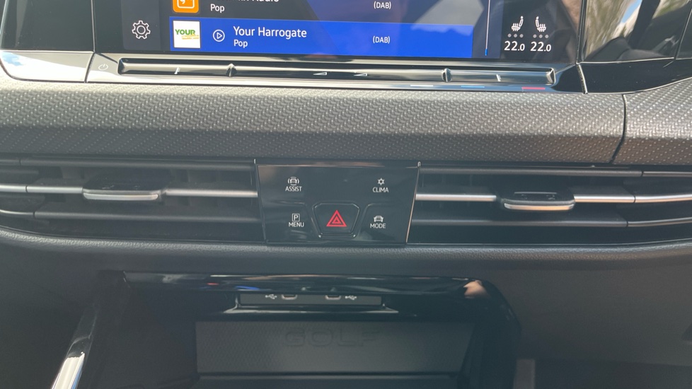 Volkswagen Golf 2.0 TSI 320 R 4Motion 5dr DSG Petrol Hatchback - Image 13