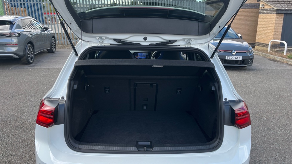 Volkswagen Golf 2.0 TSI 320 R 4Motion 5dr DSG Petrol Hatchback - Image 20