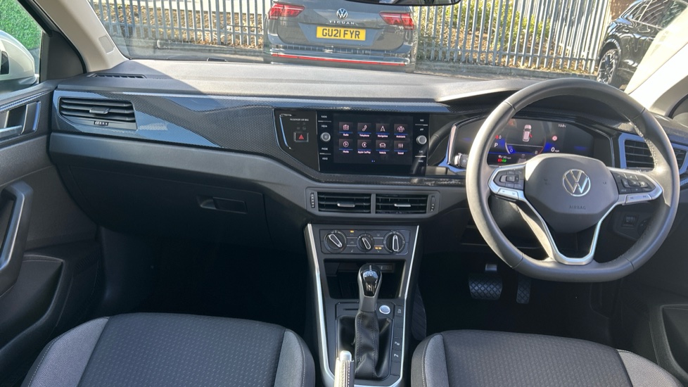 Volkswagen Taigo 1.0 TSI 115 Match 5dr DSG Petrol Hatchback - Image 9