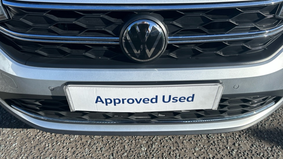 Volkswagen Taigo 1.0 TSI 115 Match 5dr DSG Petrol Hatchback - Image 32