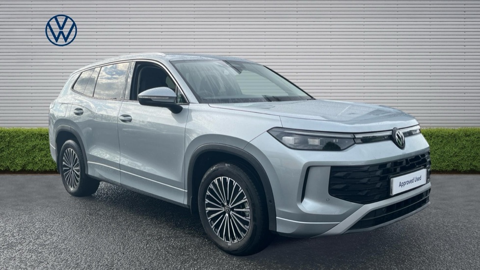 Volkswagen Tayron 1.5 TSI eHybrid Match 5dr DSG6 Estate - Image 1