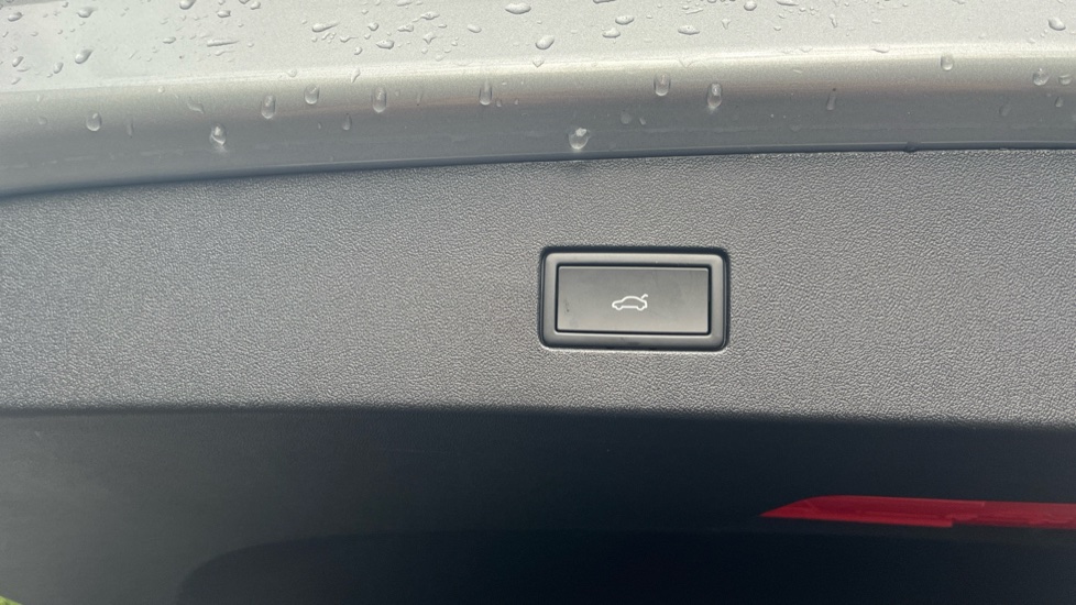 Volkswagen Tayron 1.5 TSI eHybrid Match 5dr DSG6 Estate - Image 30