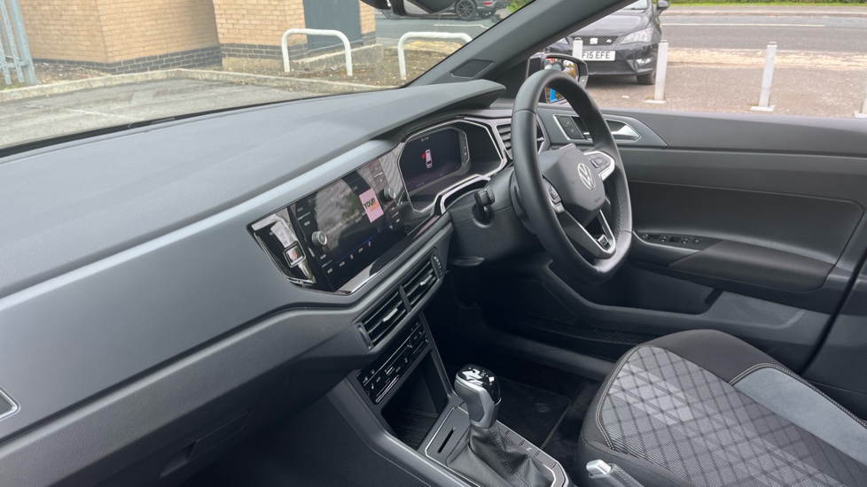 Volkswagen Polo 1.0 TSI 115 Black Edition 5dr DSG Petrol Hatchback - Image 2