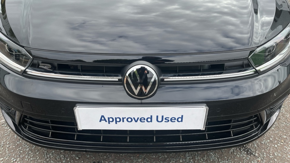Volkswagen Polo 1.0 TSI 115 Black Edition 5dr DSG Petrol Hatchback - Image 22