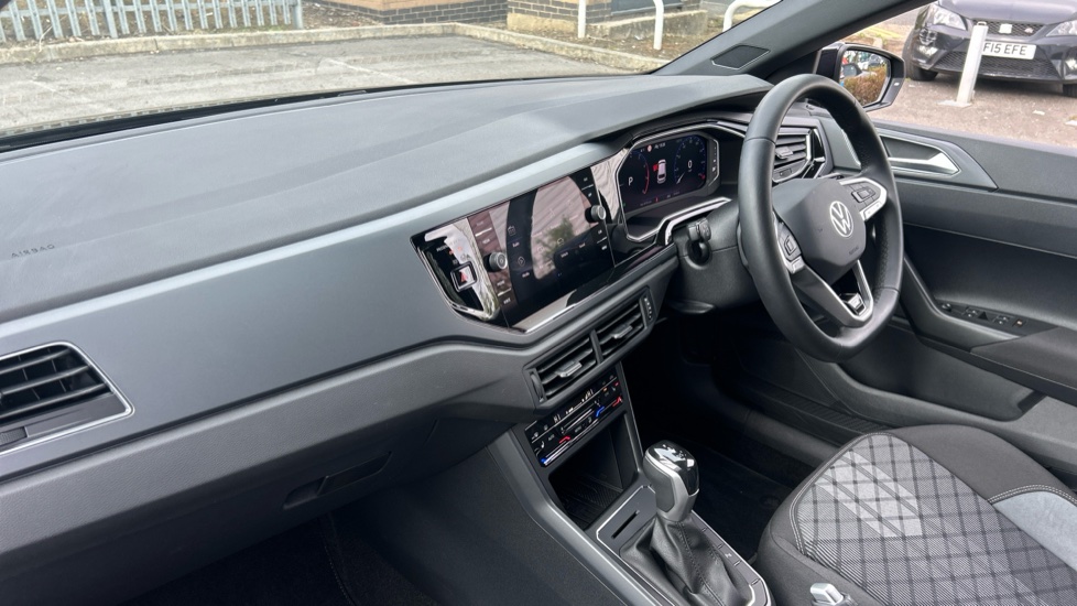 Volkswagen Polo 1.0 TSI 115 Black Edition 5dr DSG Petrol Hatchback - Image 2