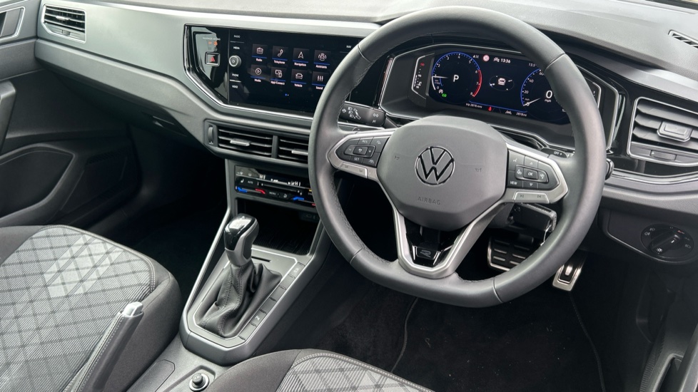 Volkswagen Polo 1.0 TSI 115 Black Edition 5dr DSG Petrol Hatchback - Image 6