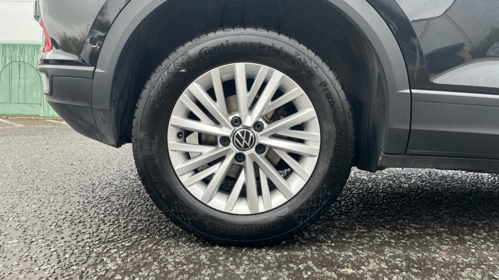 Volkswagen T-Roc 1.0 TSI Life 5dr Petrol Hatchback - Image 5