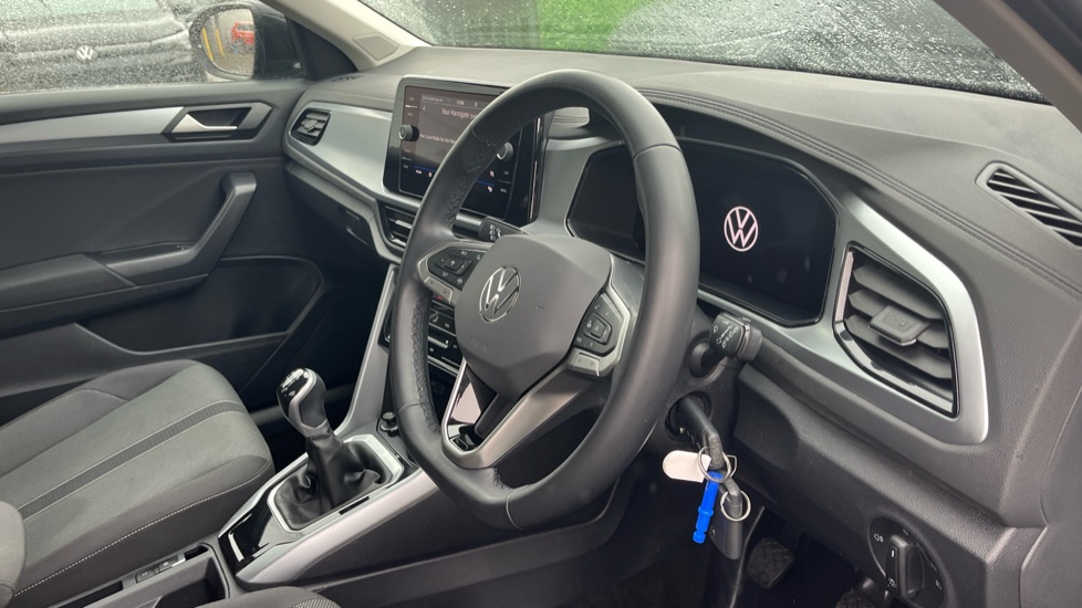 Volkswagen T-Roc 1.0 TSI Life 5dr Petrol Hatchback - Image 6