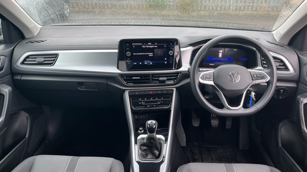 Volkswagen T-Roc 1.0 TSI Life 5dr Petrol Hatchback - Image 9