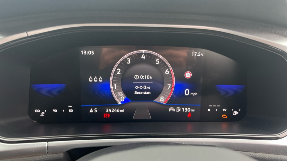 Volkswagen T-Roc 1.0 TSI Life 5dr Petrol Hatchback - Image 11