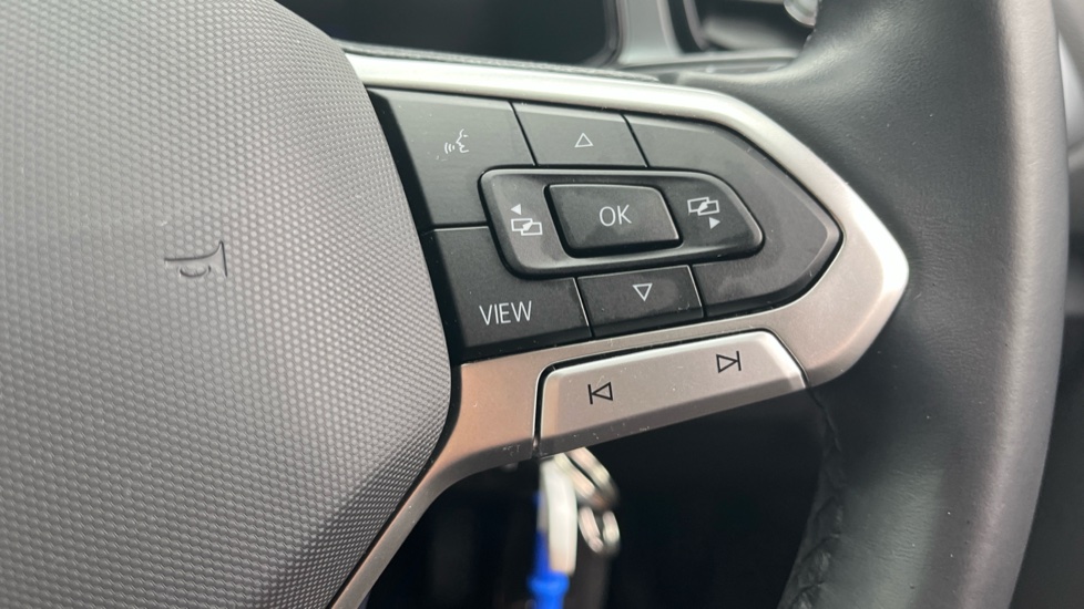 Volkswagen T-Roc 1.0 TSI Life 5dr Petrol Hatchback - Image 18