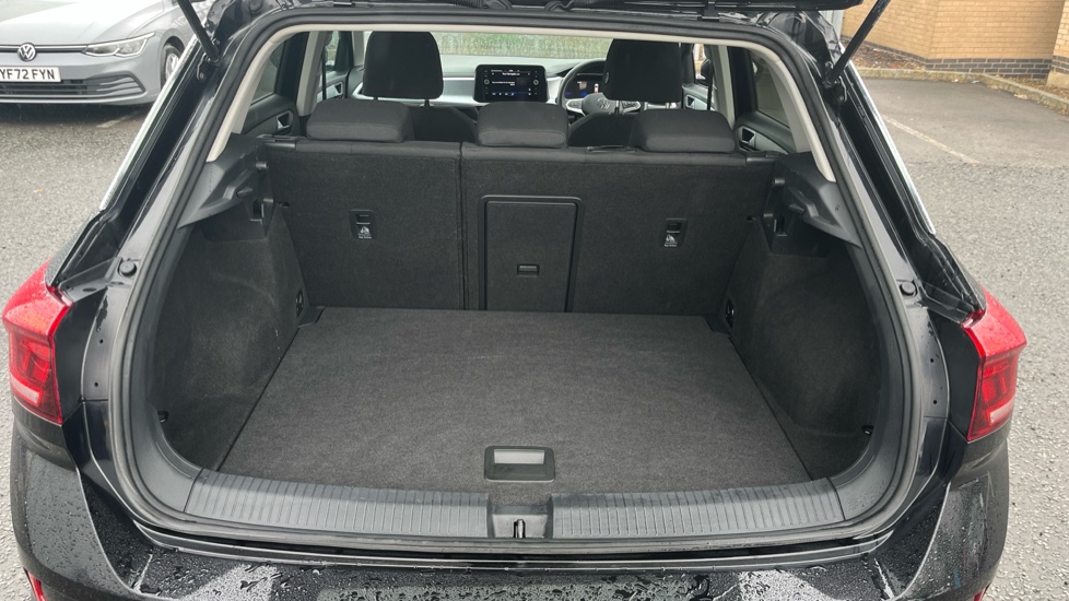 Volkswagen T-Roc 1.0 TSI Life 5dr Petrol Hatchback - Image 20