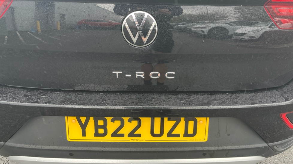 Volkswagen T-Roc 1.0 TSI Life 5dr Petrol Hatchback - Image 28