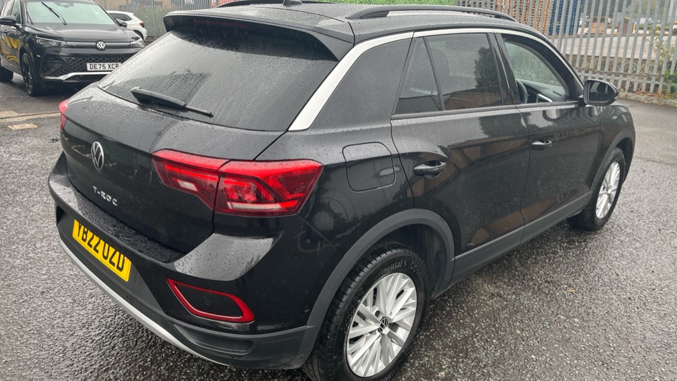 Volkswagen T-Roc 1.0 TSI Life 5dr Petrol Hatchback - Image 29