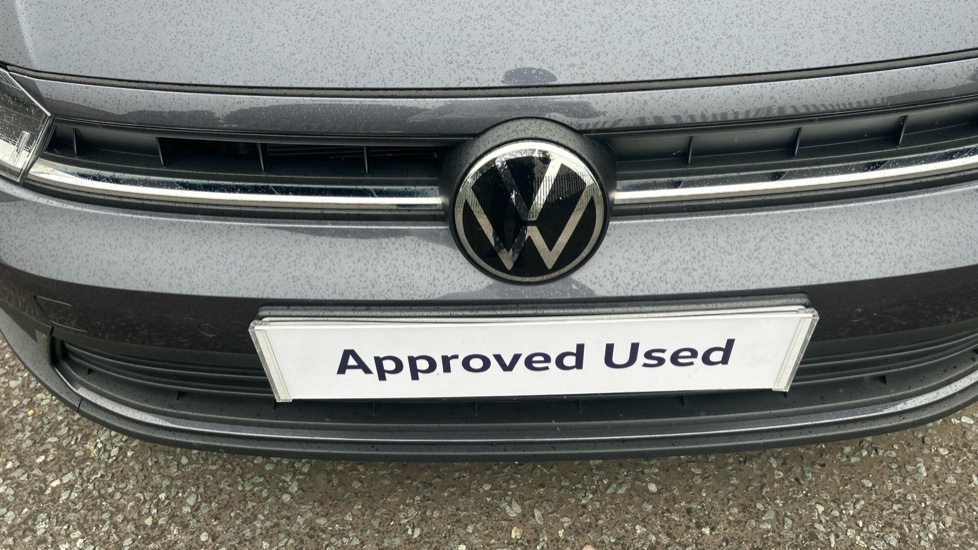 Volkswagen Polo 1.0 TSI Life 5dr DSG Petrol Hatchback - Image 30