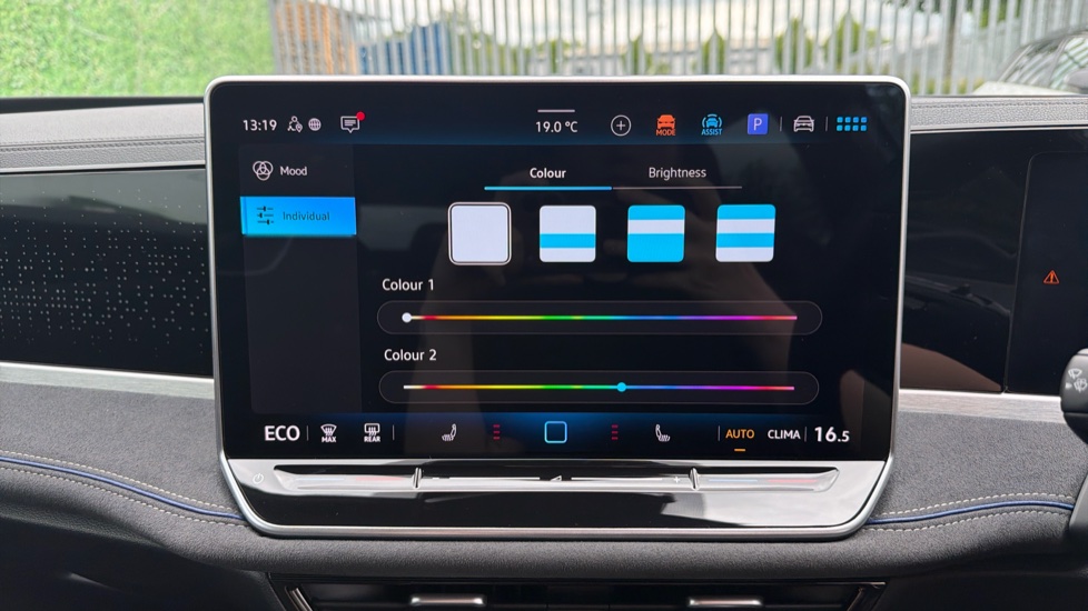 Volkswagen Passat 1.5 TSI eHybrid 272 R-Line 5dr DSG Estate - Image 38