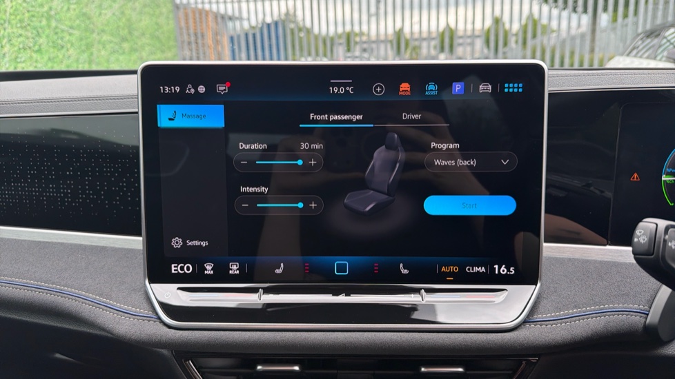 Volkswagen Passat 1.5 TSI eHybrid 272 R-Line 5dr DSG Estate - Image 39