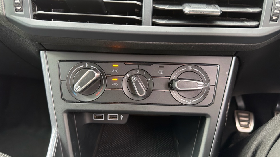 Volkswagen Polo 1.0 TSI 95 R-Line 5dr Petrol Hatchback - Image 13