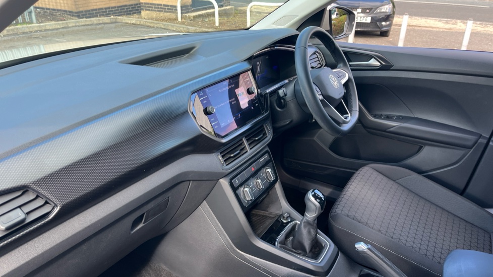Volkswagen T-Cross 1.0 TSI SE 5dr Petrol Estate - Image 2