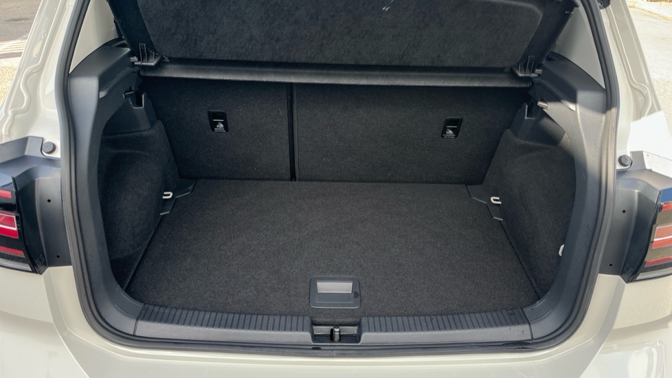 Volkswagen T-Cross 1.0 TSI SE 5dr Petrol Estate - Image 20