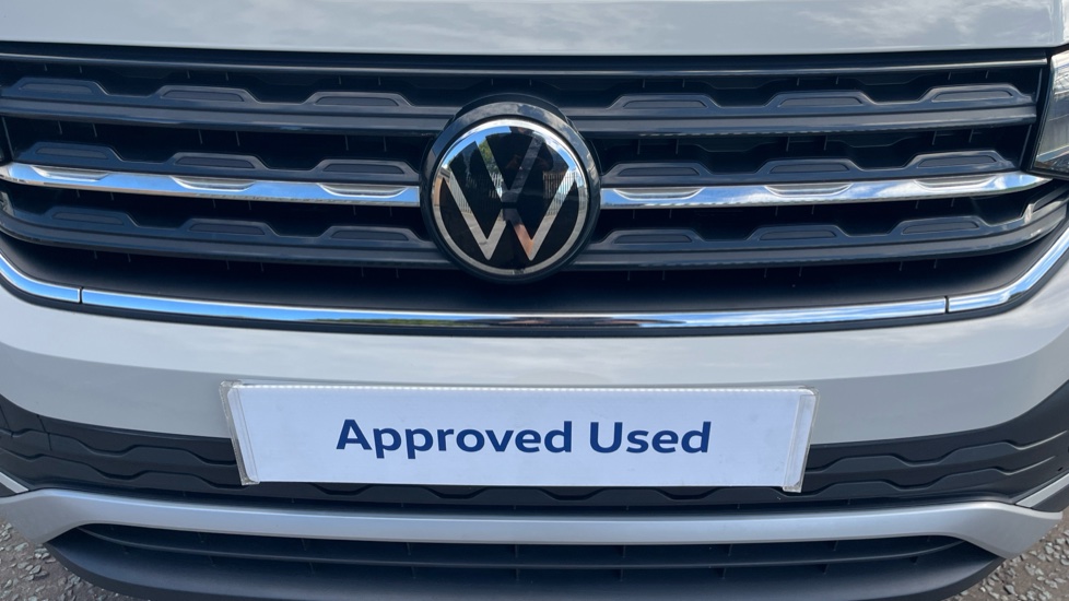 Volkswagen T-Cross 1.0 TSI SE 5dr Petrol Estate - Image 22