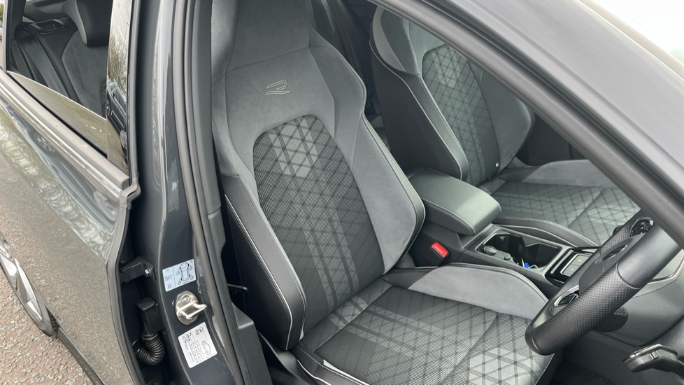 Volkswagen Golf 1.5 TSI 150 R-Line 5dr Petrol Hatchback - Image 34