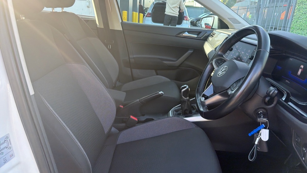 Volkswagen Polo 1.0 TSI Life 5dr Petrol Hatchback - Image 15