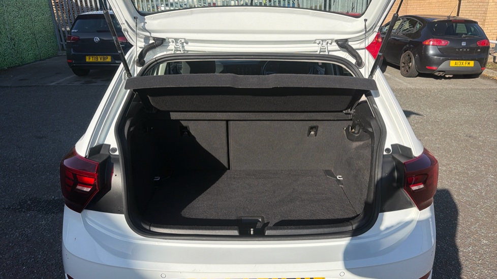 Volkswagen Polo 1.0 TSI Life 5dr Petrol Hatchback - Image 20