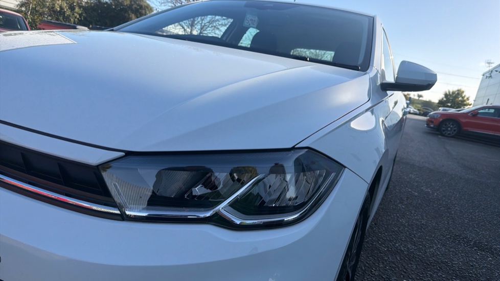 Volkswagen Polo 1.0 TSI Life 5dr Petrol Hatchback - Image 24