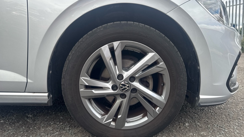 Volkswagen Polo 1.0 TSI R-Line 5dr DSG Petrol Hatchback - Image 5