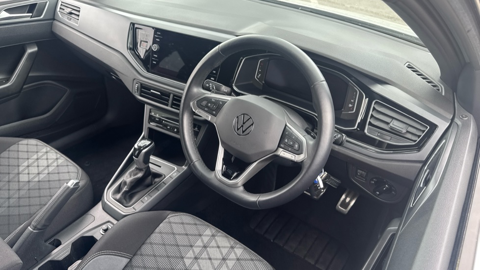 Volkswagen Polo 1.0 TSI R-Line 5dr DSG Petrol Hatchback - Image 6