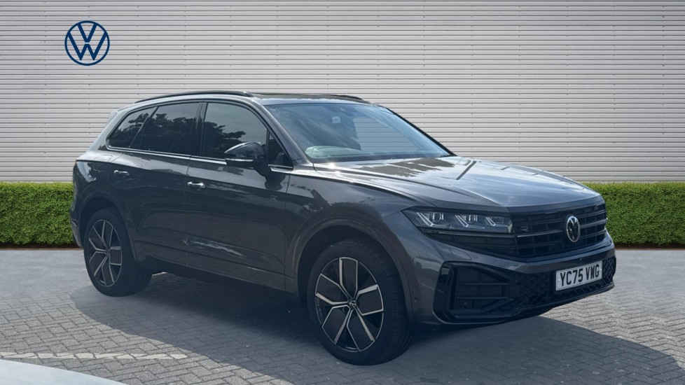 Volkswagen Touareg 3.0 V6 TDI 4Motion 286 Black Edition 5dr Tip Auto Diesel Estate - Image 1